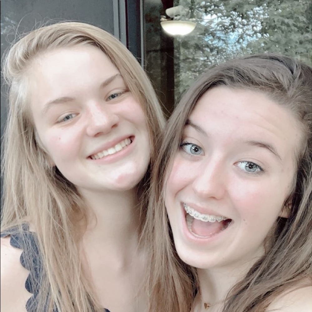 Meet your Posher, Riley